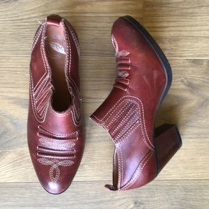 Nurture Slip-on Ankle Boots / Mules Leather Size 6